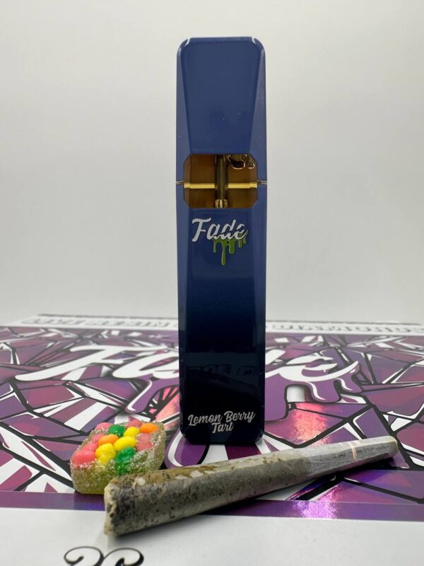 Fade V2 Live Resin Disposables